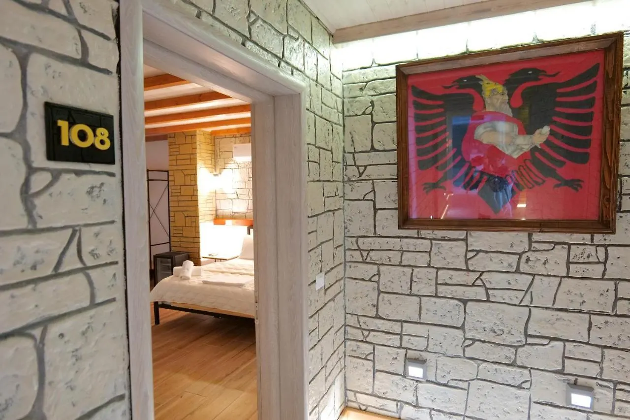 Oceanic Overview Suites Саранда 4*,