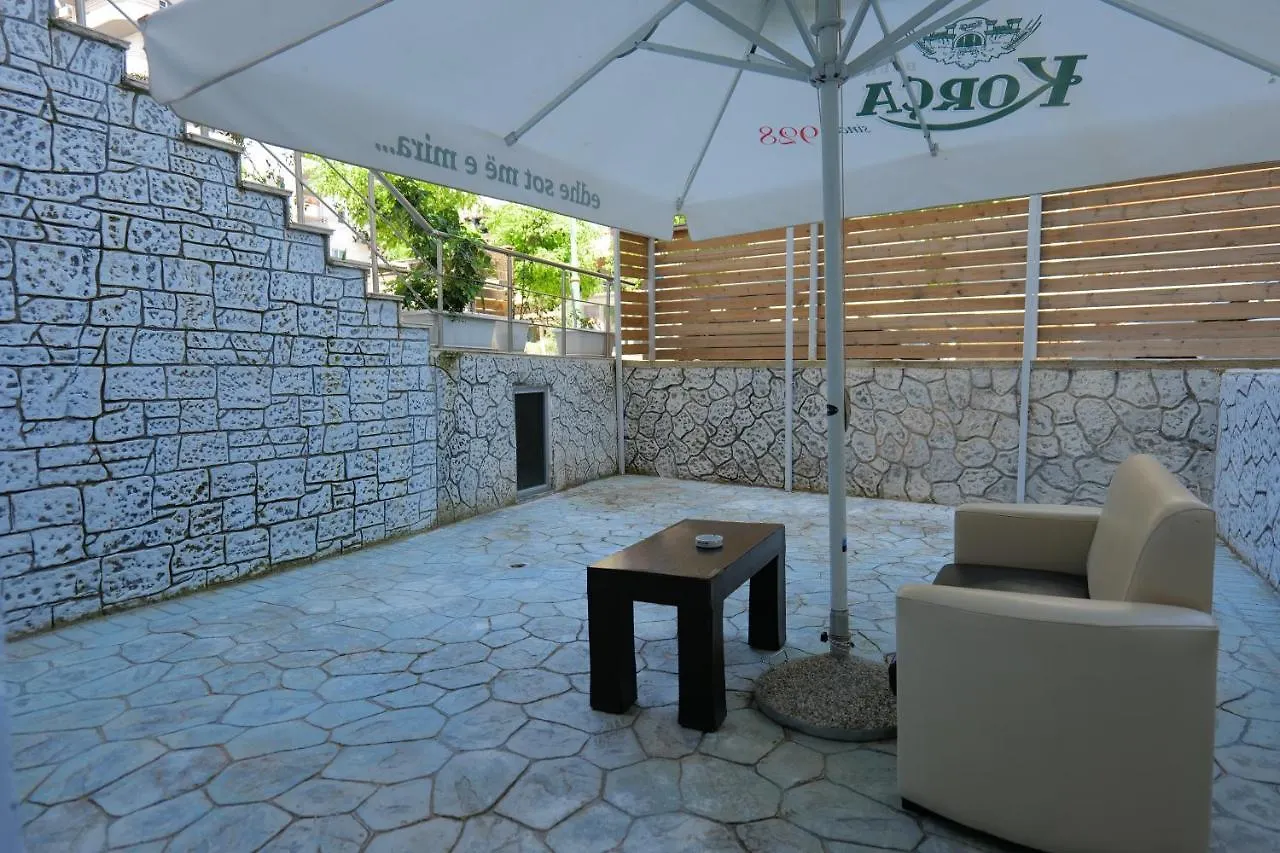 海洋概览套房住宿 Sarandë 阿尔巴尼亚