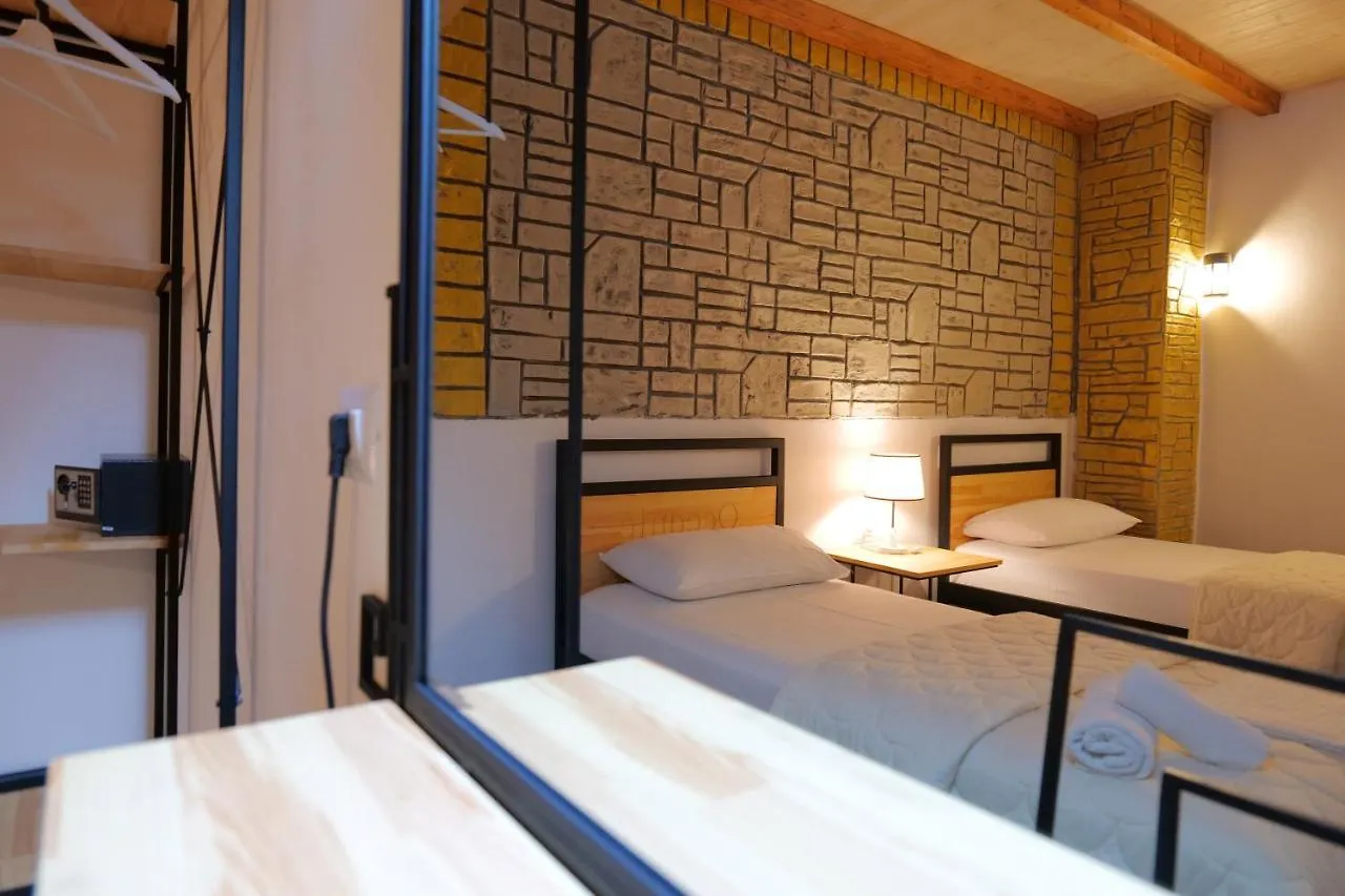 Oceanic Overview Suites Саранда Албания