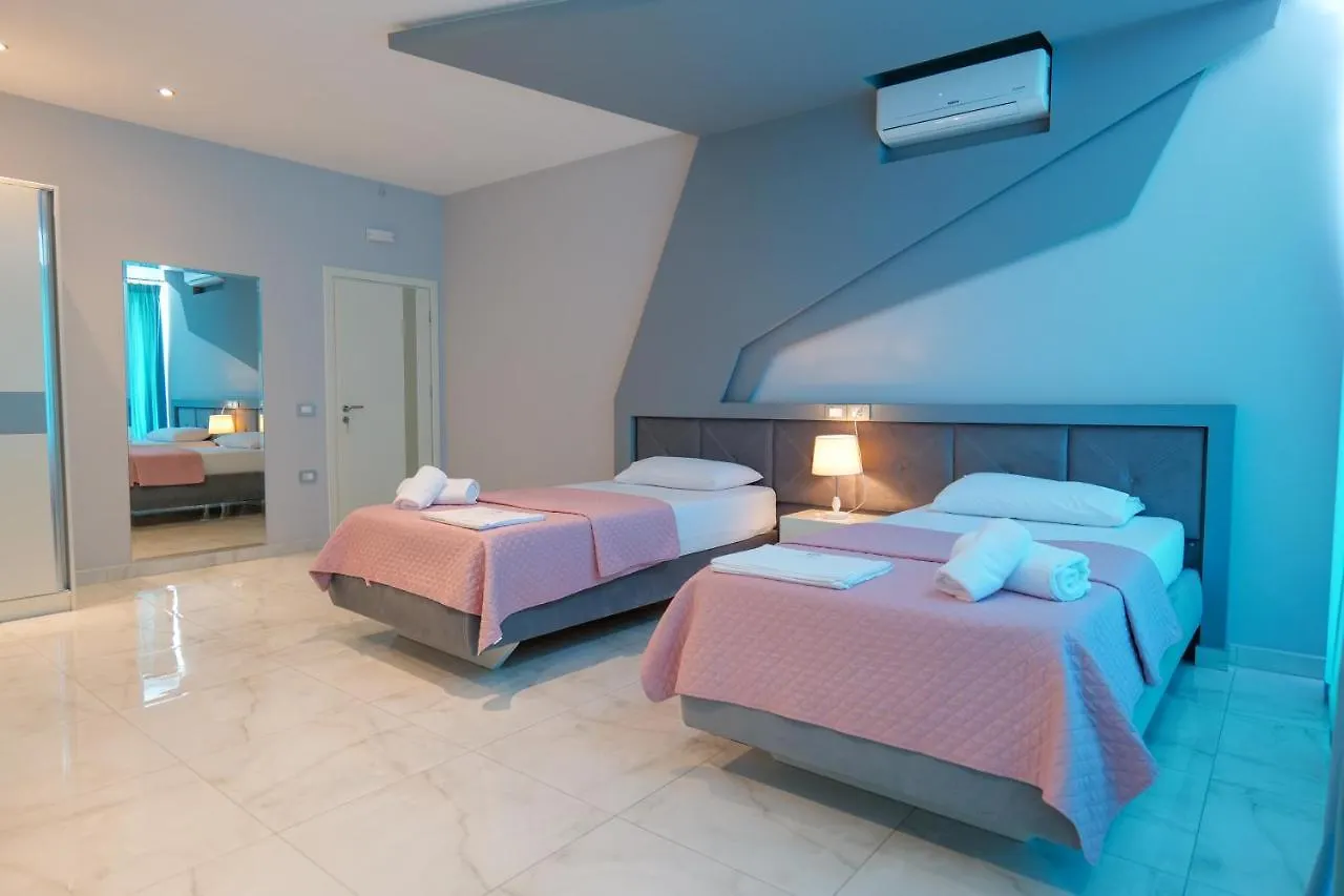 海洋概览套房住宿 Sarandë 酒店