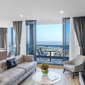 Hotel Meriton Southport *****