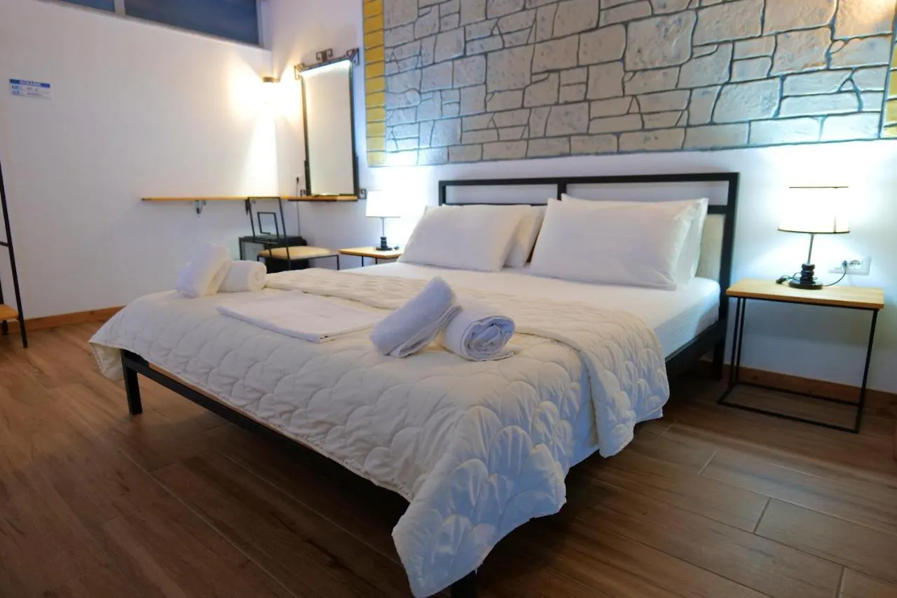 Oceanic Overview Suites Sarande Hotel