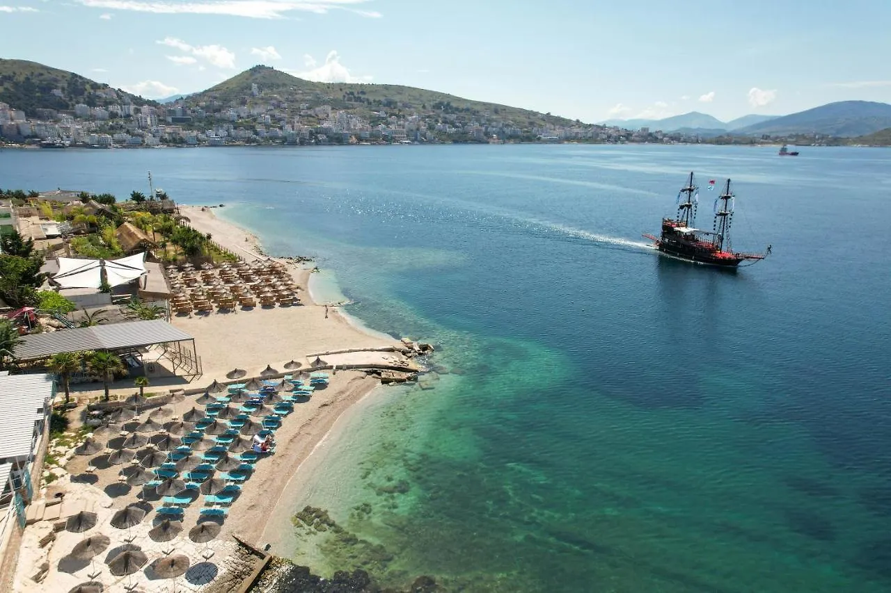Oceanic Overview Suites Саранда